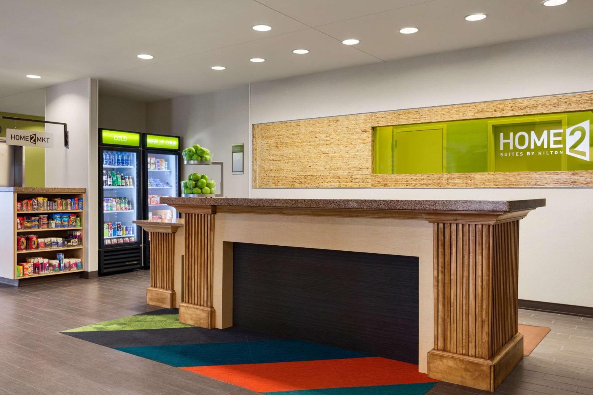 Home2 Suites By Hilton Champaign/Urbana Exterior photo