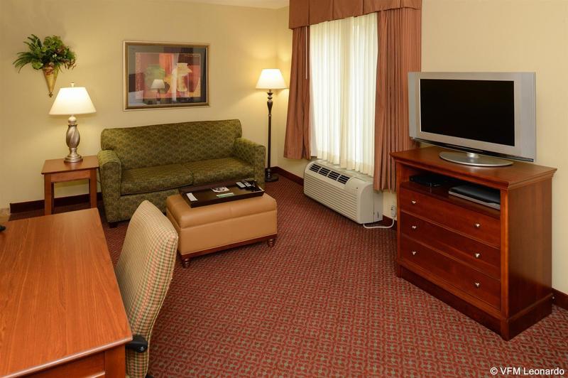 Home2 Suites By Hilton Champaign/Urbana Exterior photo